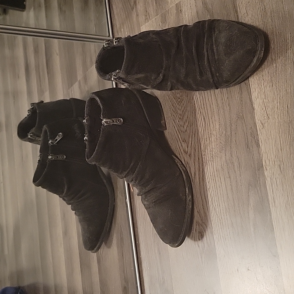 Blowfish black Booties size 6